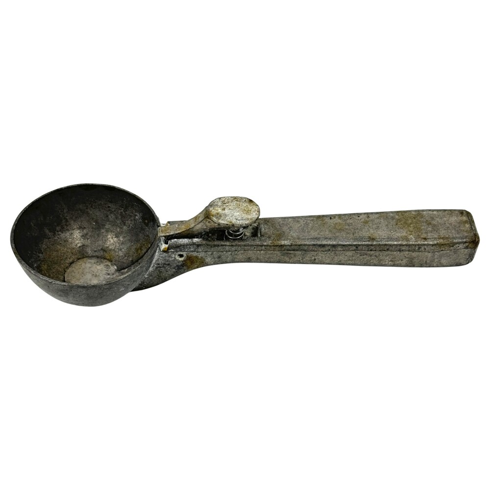 Rare Ice Cream Scoop Integrated Handle Taiwan Metal Vintage
